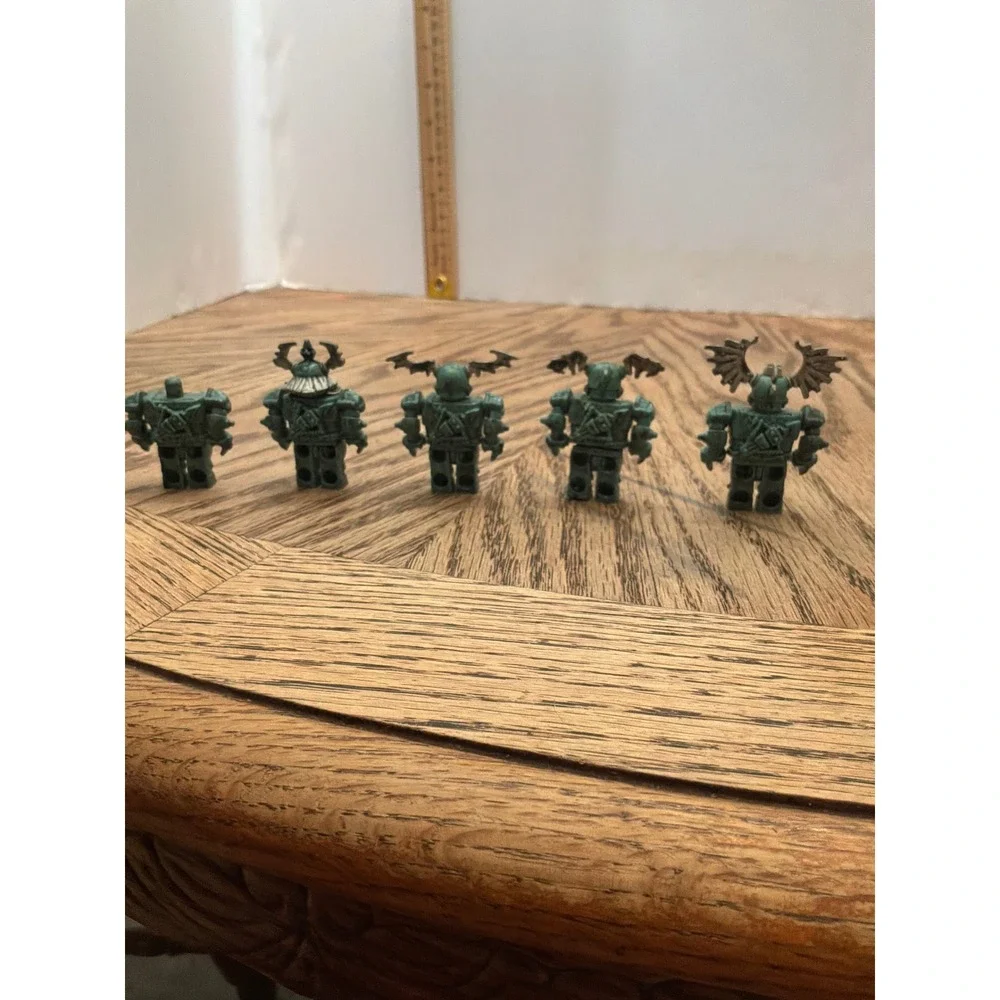 Fantasy Boys Mega Bloks Castle Guard Minifigures Lot 5pc Green